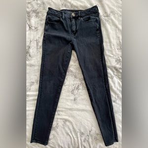 American Eagle Black Hi-Rise Jeggings—size 4